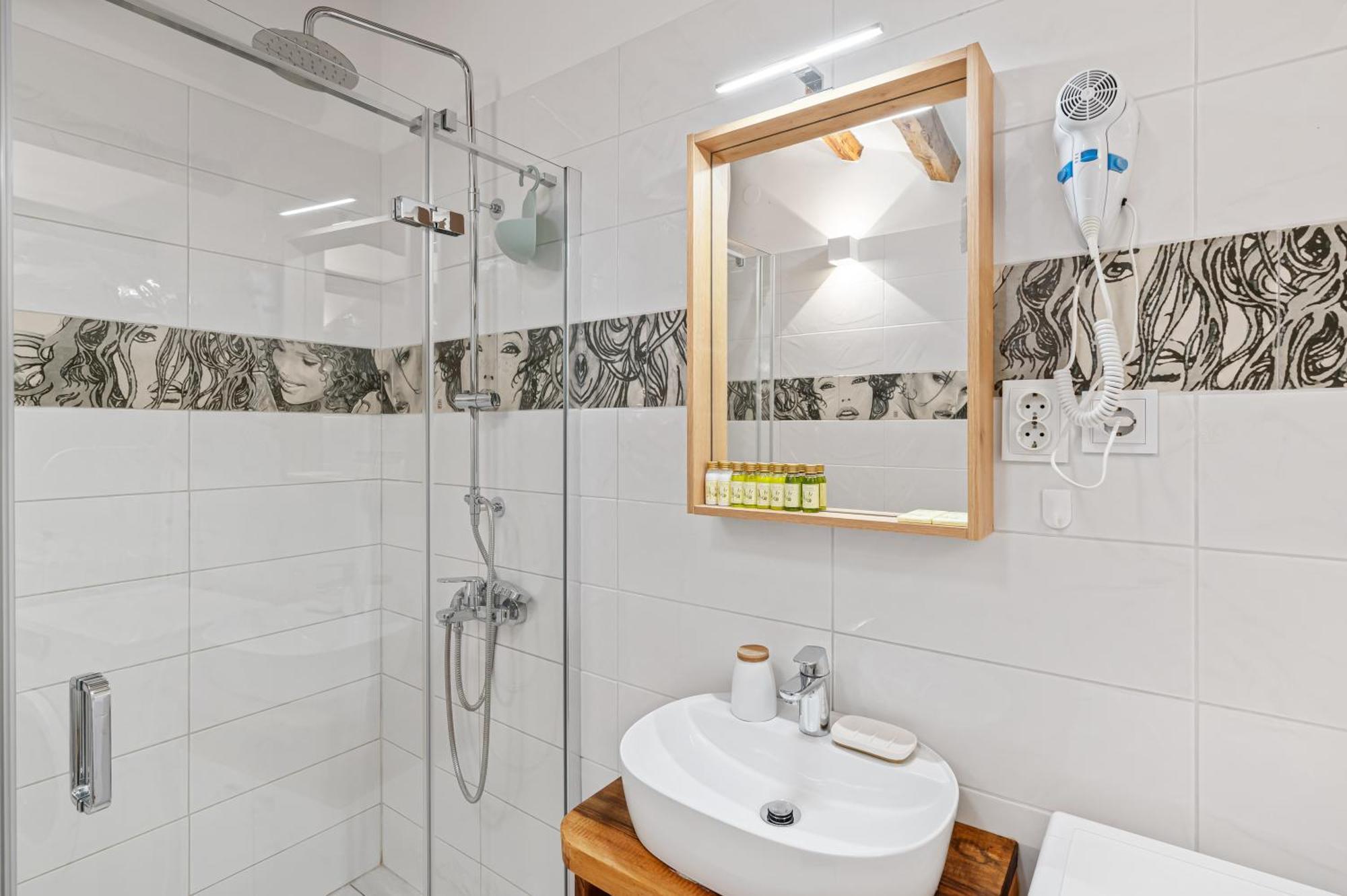 Apartman Tutto Bene โรวีน ภายนอก รูปภาพ